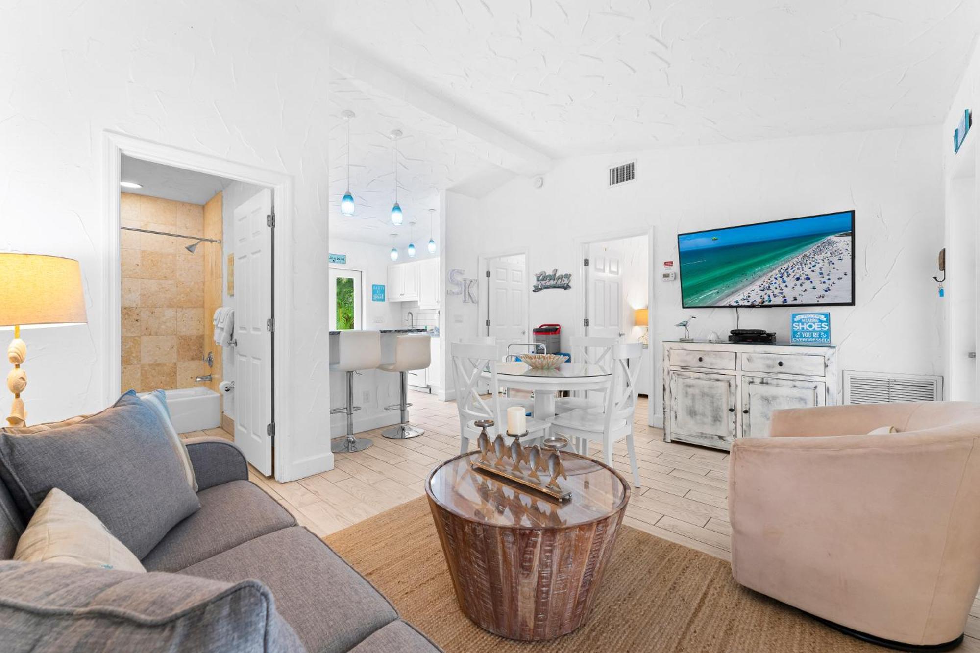 סייסטה קי Crescent Beach Villas מראה חיצוני תמונה