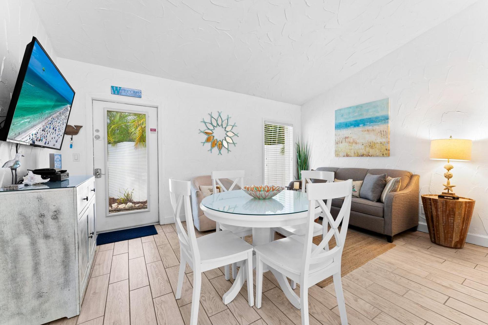 סייסטה קי Crescent Beach Villas מראה חיצוני תמונה