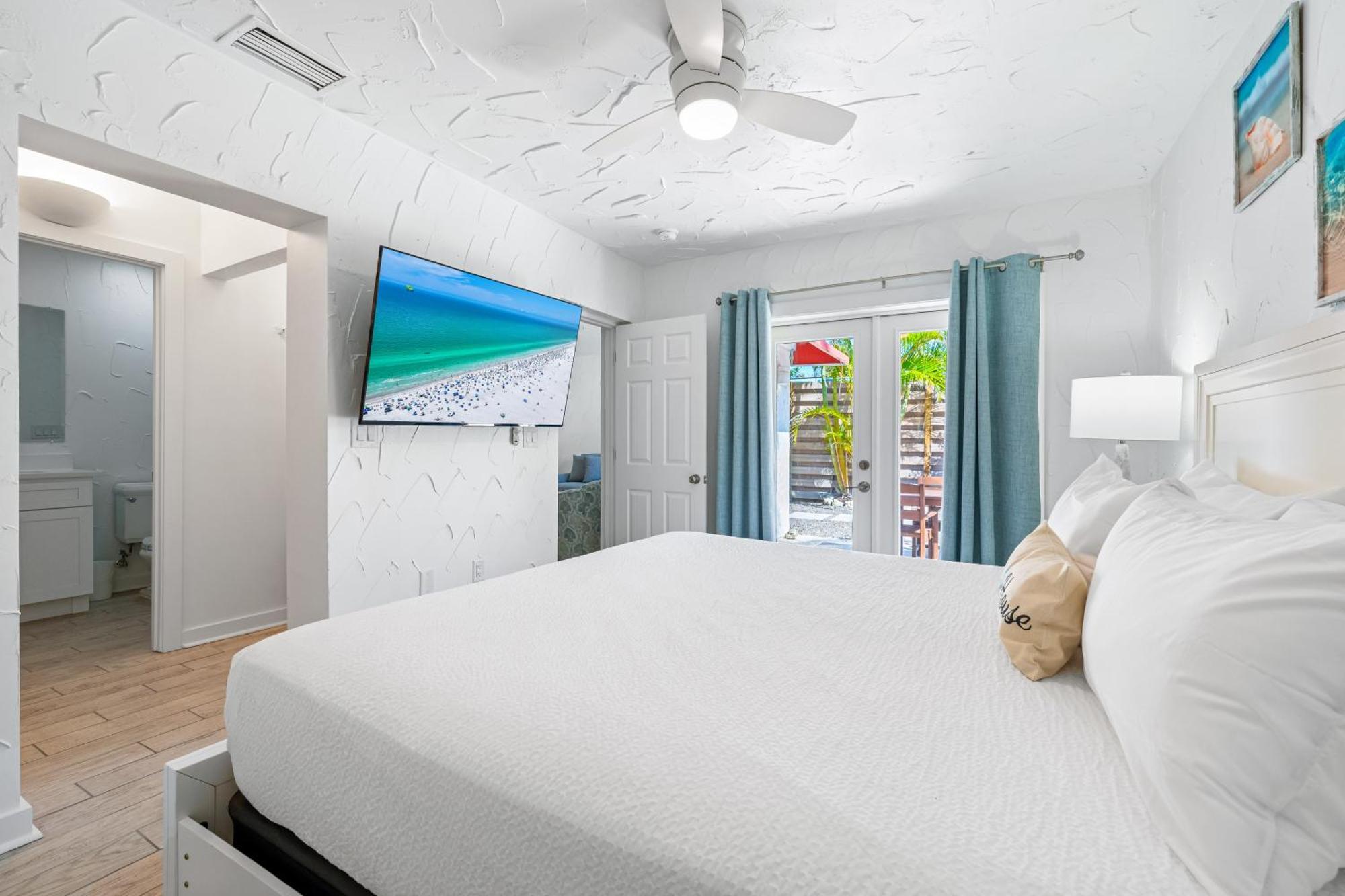 סייסטה קי Crescent Beach Villas מראה חיצוני תמונה